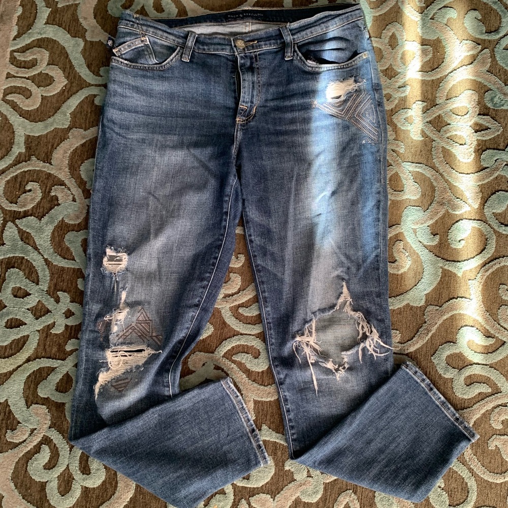 Rock & Republic distressed boyfriend jeans size 12